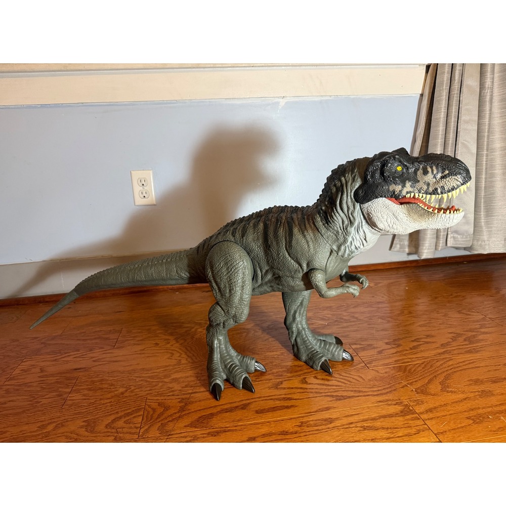 Mattel Jurassic World Rebirth T-Rex Tyrannosaurus Super Colossal 39" NWOT